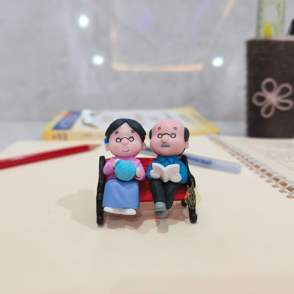 22 Miniature Old Couple for Tray Decoration - Image 1