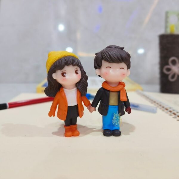 Miniature Couple for Home Decoration