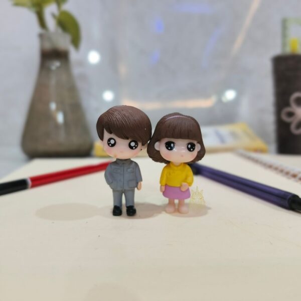 Miniature Couple for Garden Decor