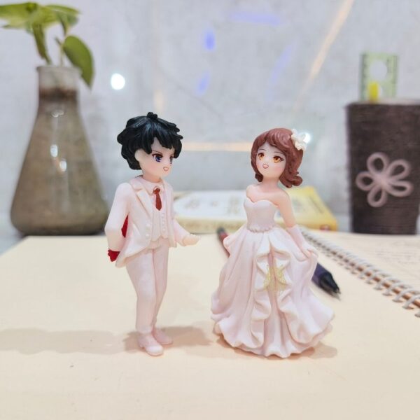 Miniature Couple for Garden Decor
