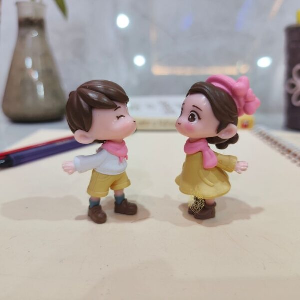 Miniature Cute Couple for Home Decor