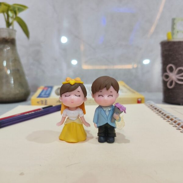 Miniature Couple for Home Decor